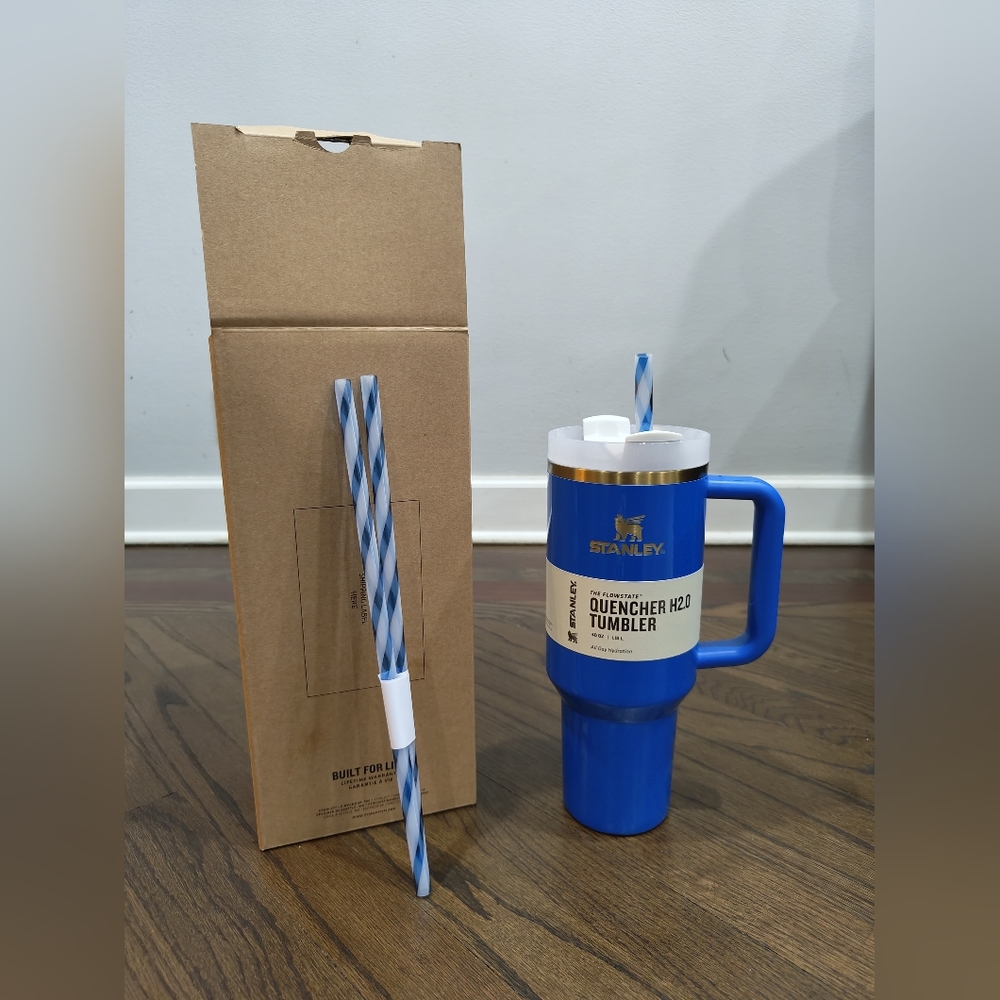 Stanley Quencher H2.0 FlowState™ Tumbler | 40 OZ